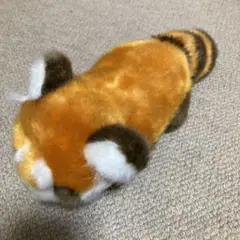 キュート　レッサーパンダ　ぬいぐるみ