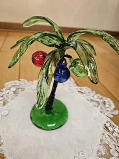 ガラスのヤシの木