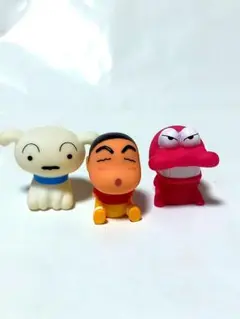 クレヨンしんちゃん　ソフビ　３個