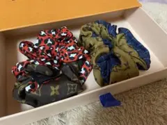 VUITTON シュシュ