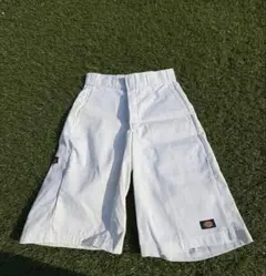 Dickies ホワイトショートパンツ