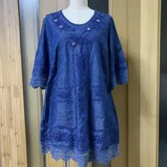 刺繍入りダークブルー五分袖チュニック