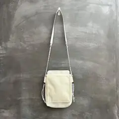 Item thumbnail for item e1b2684e-ddc3-4a65-b4f6-16fe4a9aa992