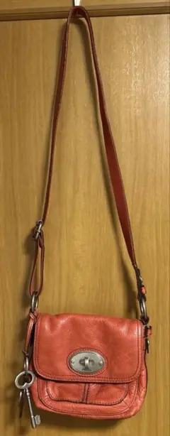 FOSSIL レッド　レザー ショルダーバッグ　ミニポシェット