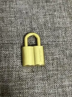songmont 南京錠　カデナロック
