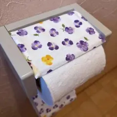 3208【2点100円、3点200円引き】花柄トイレットペーパーカバー