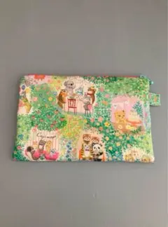 ユキエモン⭐︎メルシーン⭐︎ふかふかポーチ