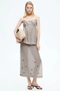 h&m edition エンベリッシュド　シアースカート