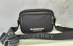 BURBERRY ブラック ショルダーバッグ