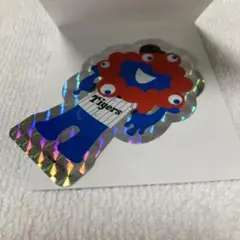 阪神タイガース　ミャクミャク　ホログラムステッカー 万博　赤