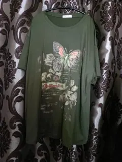 Tシャツ　オーバーサイズ