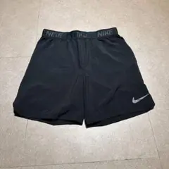 Nike ジャージ　ハーフパンツ　ランニング　黒　ブラック　L