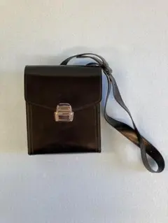 革製ミニショルダーバッグ