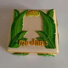 me Jane 陶器製小物入れ