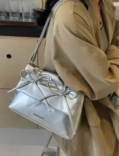SHEIN バック シルバー リボン
