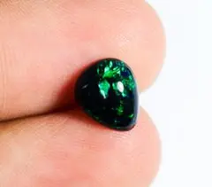 #B41 ブラックオパール 8×7mm 1ct