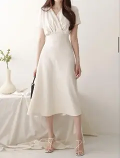 【8月中特別価格】【美品】DHOLIC カシュールリボン半袖ワンピース