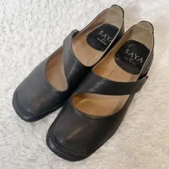 美品 SAYA フラットシューズ ストラップ レザー ブラック サヤ 黒
