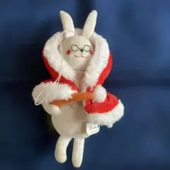 Luna うさぎのぬいぐるみ 赤いコート