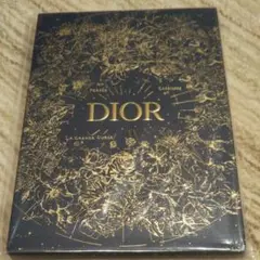 dior クリスマス限定のノベルティのノート