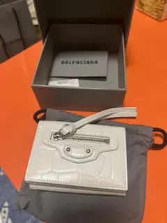 BALENCIAGA 型押しコンパクトウォレット