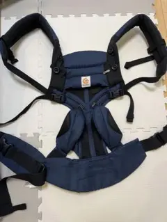 未使用に近い　ergobaby エルゴベビー　オムニ360 クールエア ネビー
