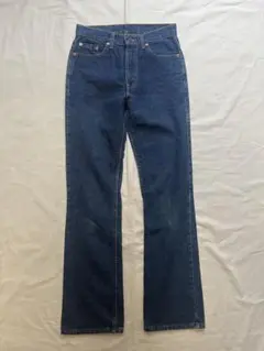Item thumbnail for item 58c2515d-dfdf-4f1e-8ef0-eb9ba036997d