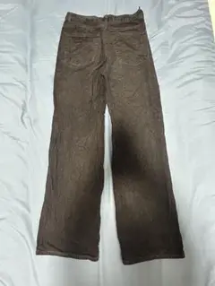 ダークブラウン ストレートデニムパンツ