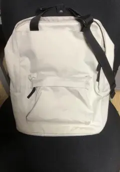 無印良品良品　手提げのついた ホワイトバックパック シンプルデザイン