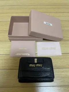 MIU MIU 3つ折り財布 黒 リボン