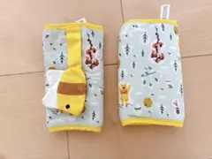 抱っこ紐　よだれカバー　ヨダレカバー　おもちゃ付き　プーさん