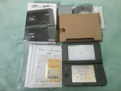 【美品】Newニンテンドー3DS LL メタリックブラック 箱あり 充電器付き