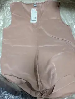 ユニクロ　トップス　ブラウス