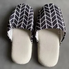 Item thumbnail for item ad7d01be-9dec-4ade-aca7-13109841afa5