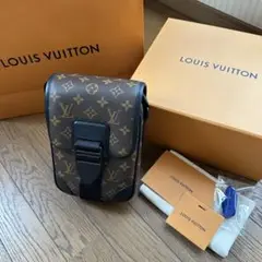 Item thumbnail for item 1532e5bb-07ce-479c-a606-583212a7576a