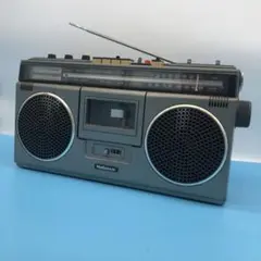 [昭和レトロ】 ナショナル ラジカセ RQ-4050 昭和レトロ】 ナショナル ラジカセ RQ-4050 - メルカリ