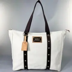 Item thumbnail for item 57d50068-5c86-47f9-bcaa-d216d0be3275