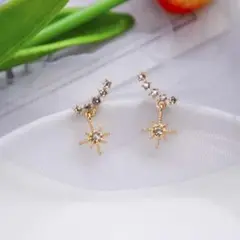 ☆週末限定特価★スターピアス ゴールド ゆれるピアス ゴールド S925 可愛い