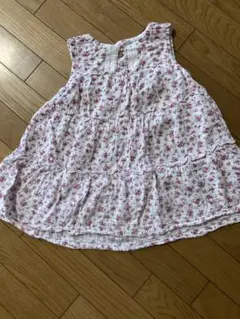 【匿名配送】女の子用　赤色と白色のノースリーブ花柄ワンピース 120cm