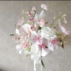 ウェディングブーケとブートニア