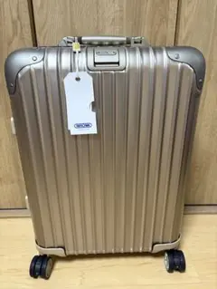 リモワ 811.75.38.5 サルサ 電子タグ 保証書 良品 リモワ 811.75.38.5 サルサ 電子タグ 保証書 良品 旅行用品