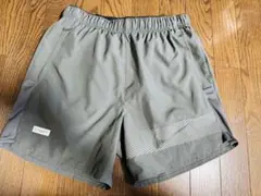 Nike グレー ショートパンツ 新品未使用タグ行き　Lサイズ