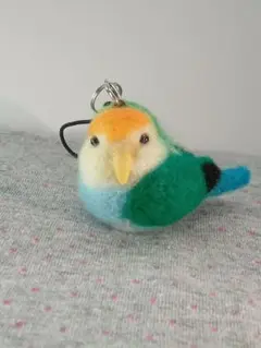 コザクラインコシーグリーンのストラップ　ミニ　羊毛フェルト