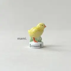 フェーヴ　ひよこ　鳥　フランス　フェーブ　ミニチュア陶器　f-3501