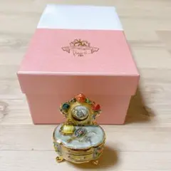 Item thumbnail for item f89938b7-ac8d-4c9f-a2c3-142976763590