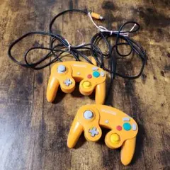 ジャンク品　ゲームキューブ　コントローラー　オレンジ　2個セット