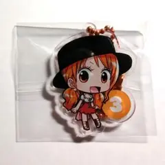 ONEPIECE　ワンピース　非売品　　　　アクリルキーホルダー　ナミ