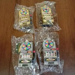 スロット&ダーツゲーム ミニ キーホルダー 全4種 コンプリート