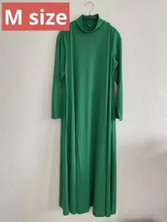 ロングワンピース グリーン M 秋 冬 無地 シンプル
