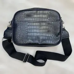 EM SQUARE SHOULDER BAG●ブラック●ショルダー1種類のみ